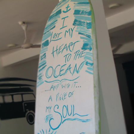 Soul Surfer - Weligama Hostel Kültér fotó
