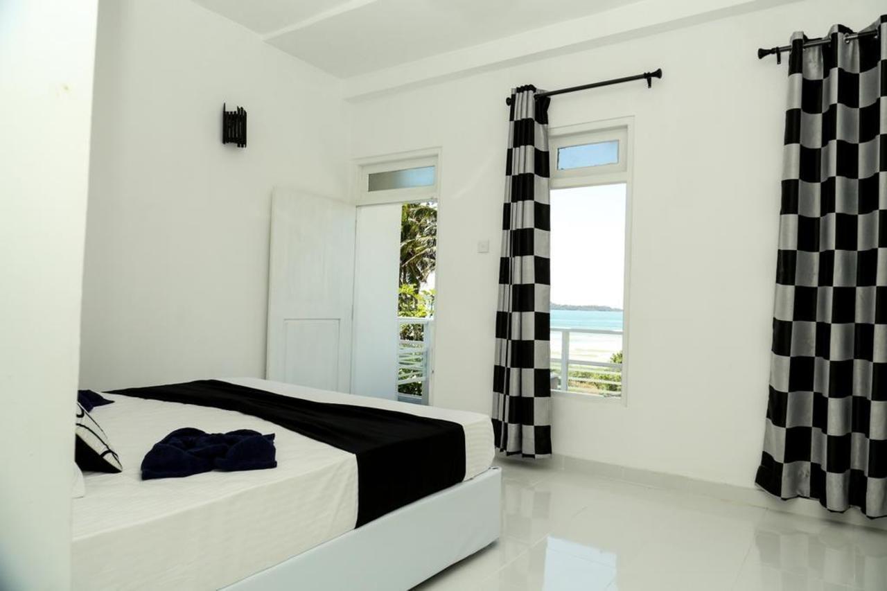 Soul Surfer - Weligama Hostel Kültér fotó