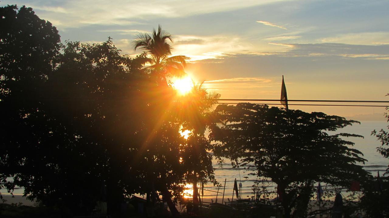 Soul Surfer - Weligama Hostel Kültér fotó