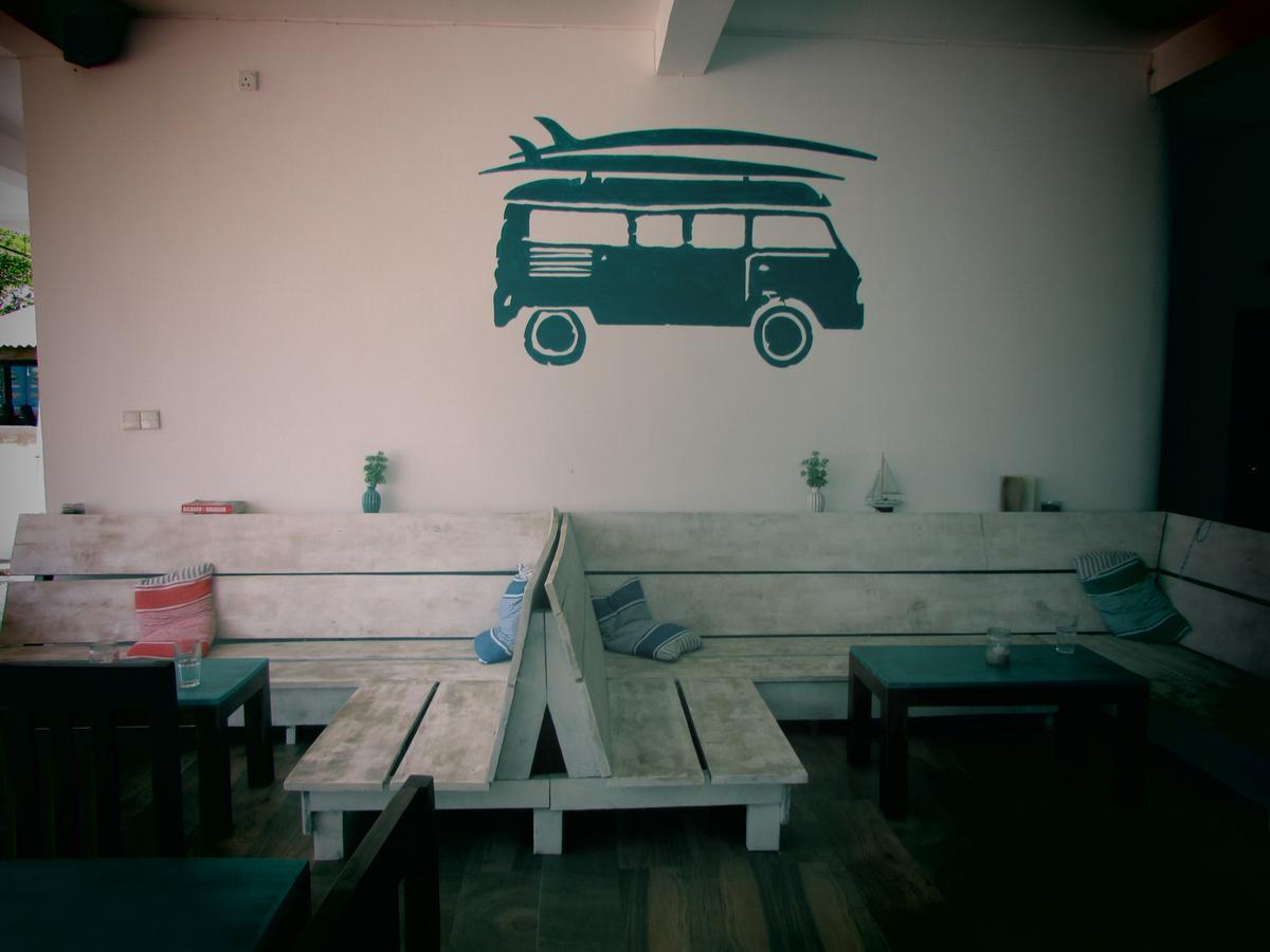 Soul Surfer - Weligama Hostel Kültér fotó